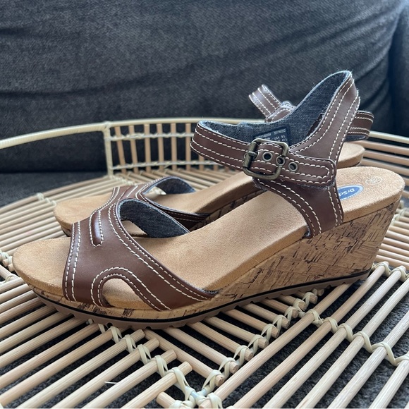 Dr. Scholl's Shoes - Dr Scholl’s Brown Wedge Sandals Sz 9.5
